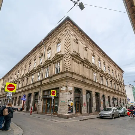 Vasvari Chic Hideaway Near The Opera House Budapest